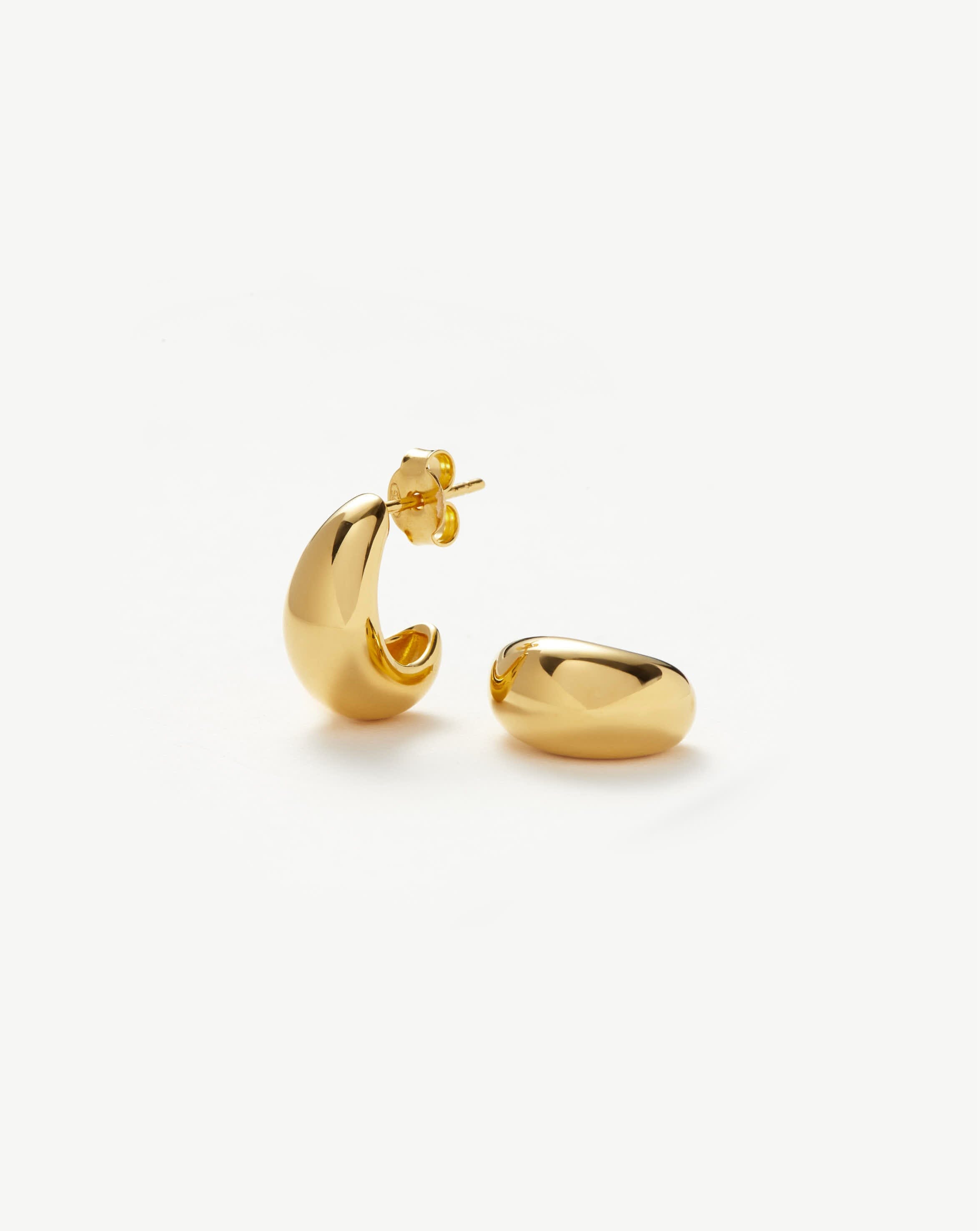 Mini Dome Hoop Earrings in Recycled Gold Vermeil | Savi Dome