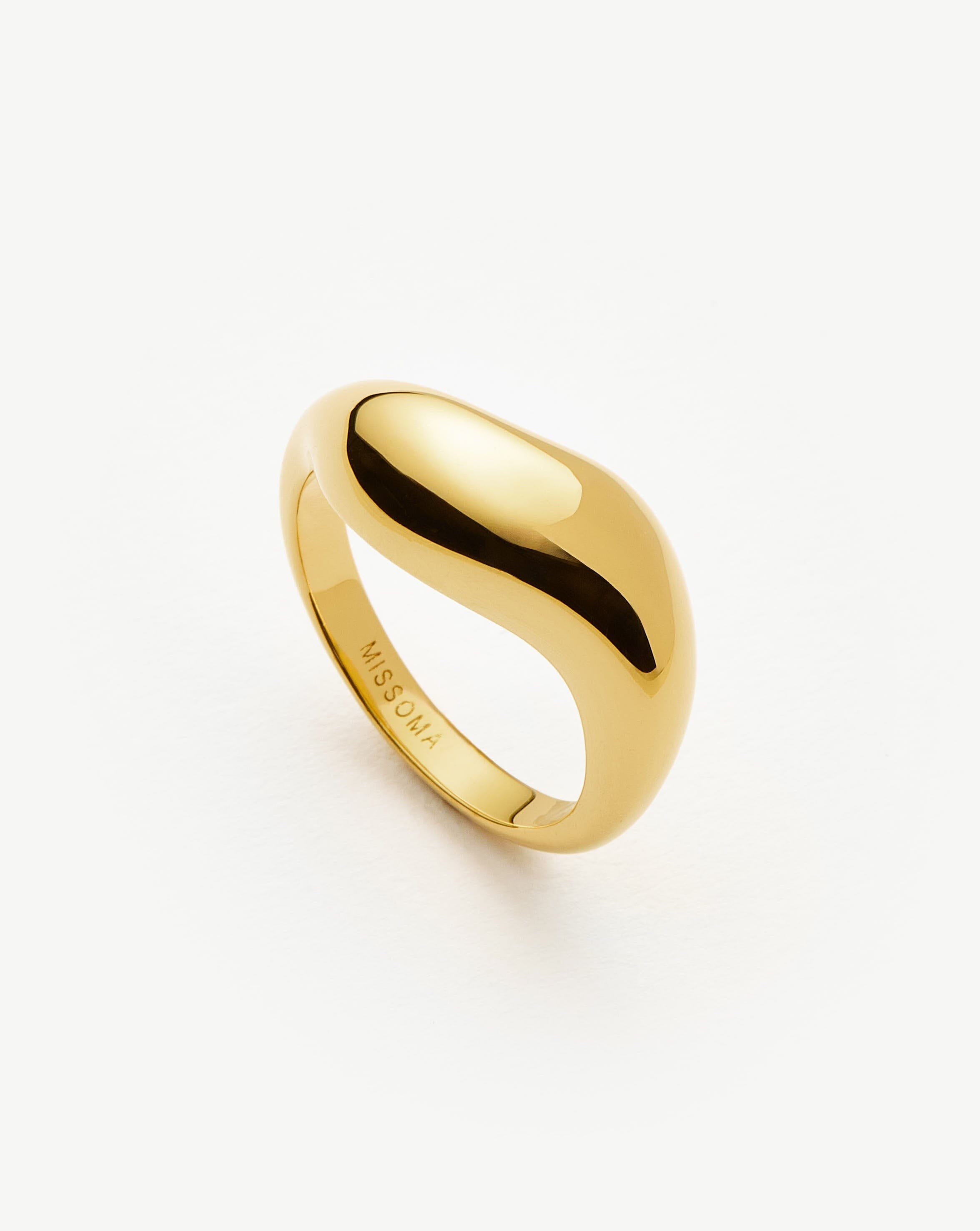 18k Gold Vermeil Stacking Ring with Signature 'S' Design | Savi