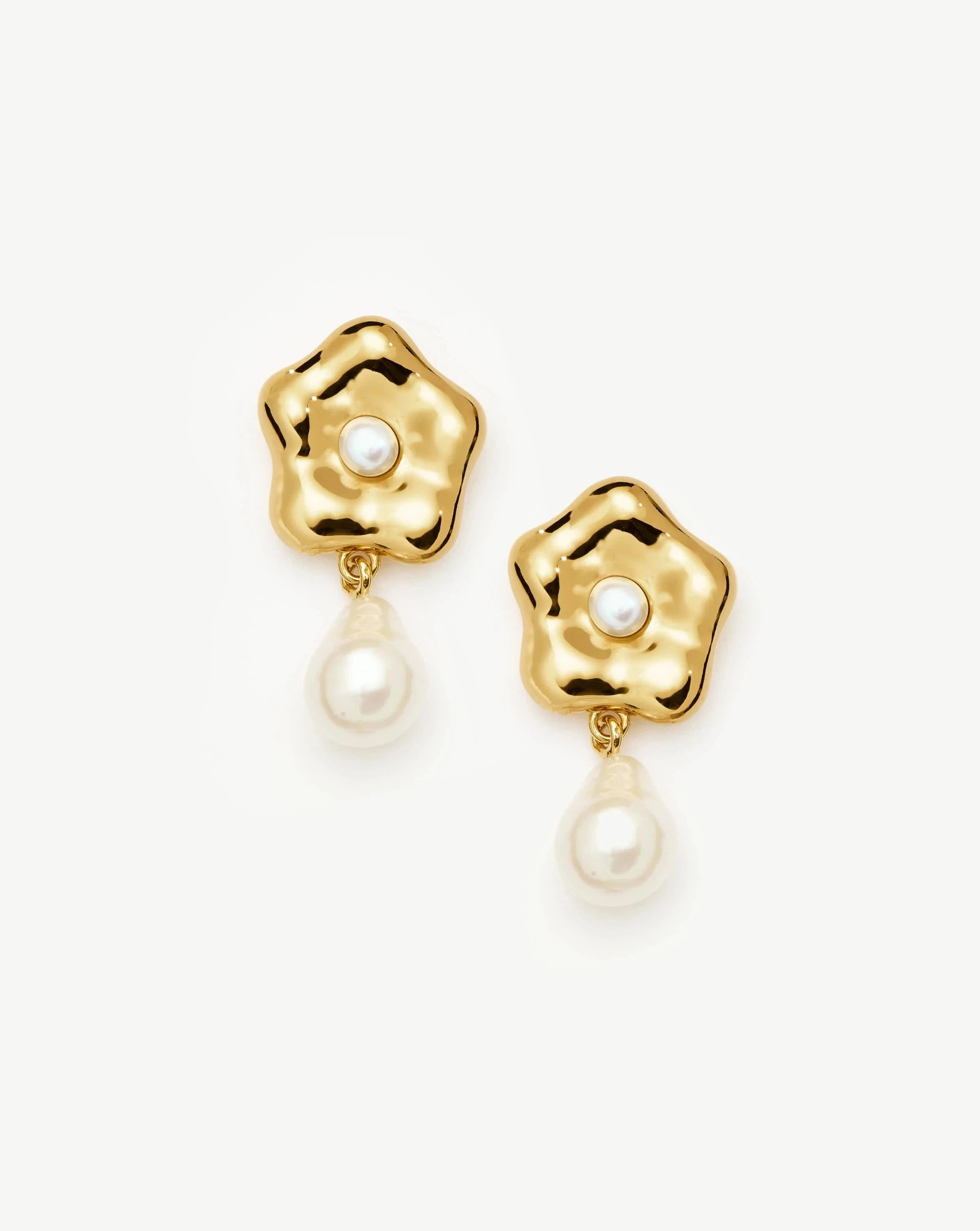 Puffy Daisy Pearl Drop Earrings in 18k Gold Plated | Eny Lee