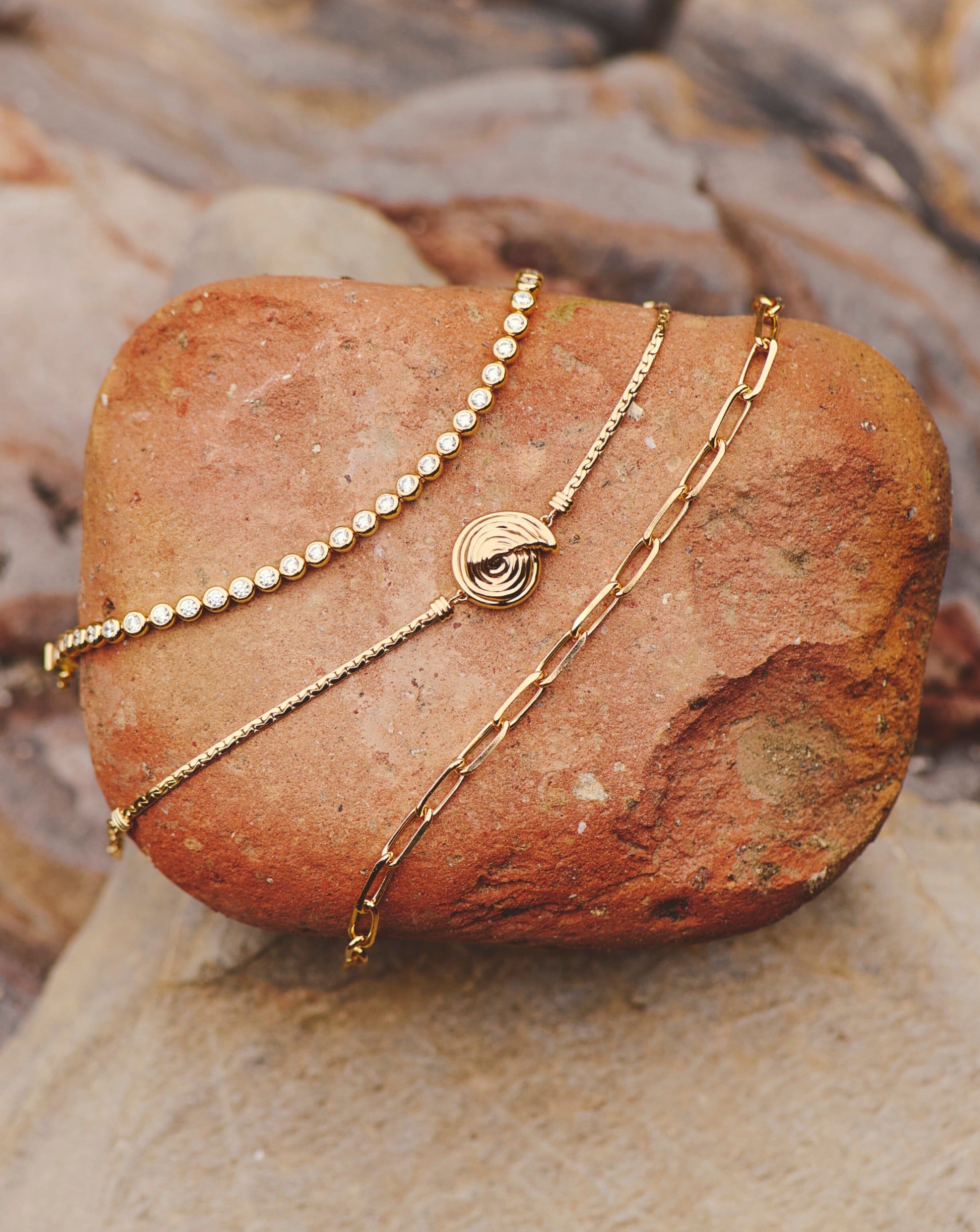 18k Gold Plated Cobra Chain Bracelet with Spiral Detail | Adjustable
