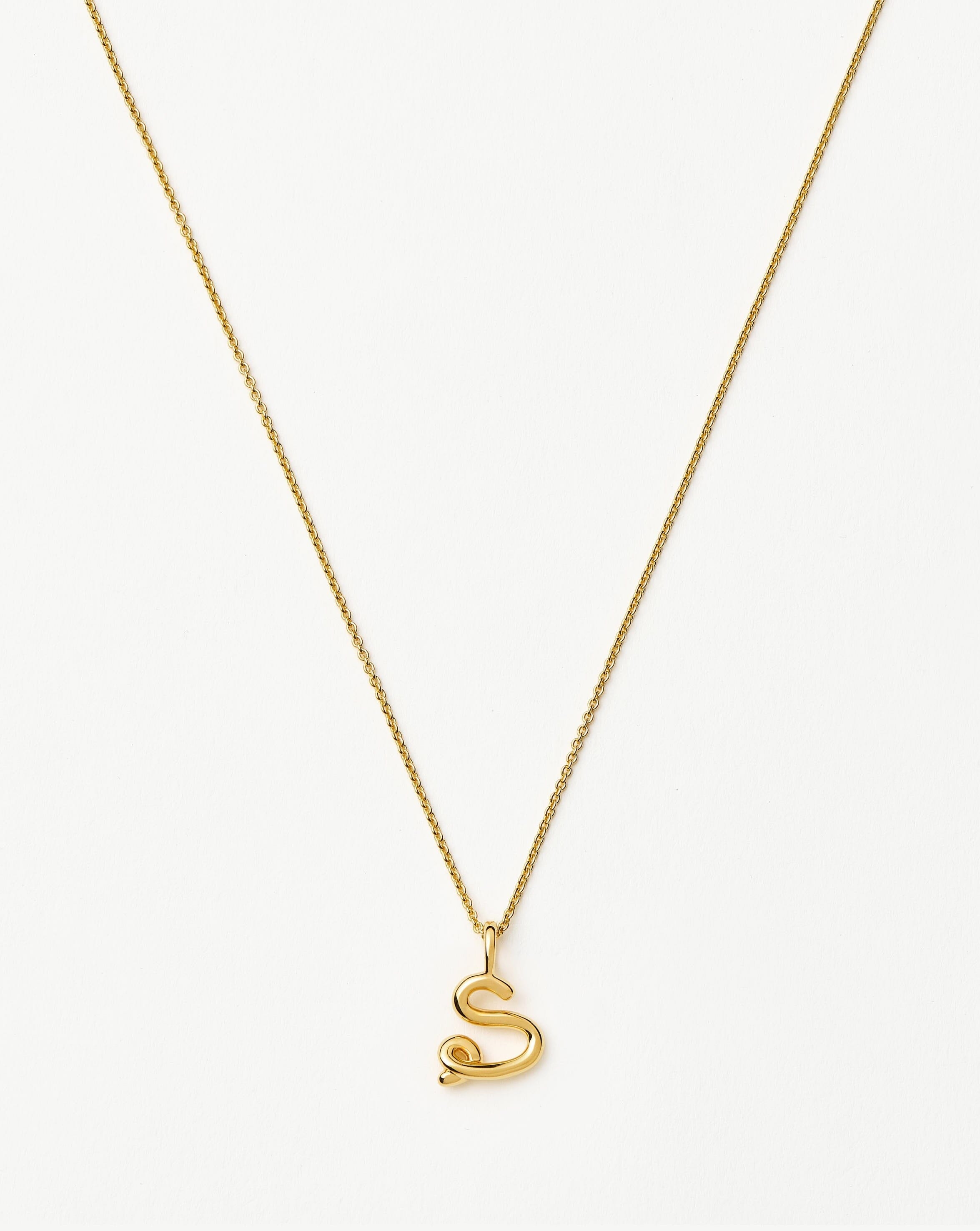 Mini Initial Necklace in 18k Gold Vermeil | Curly Molten