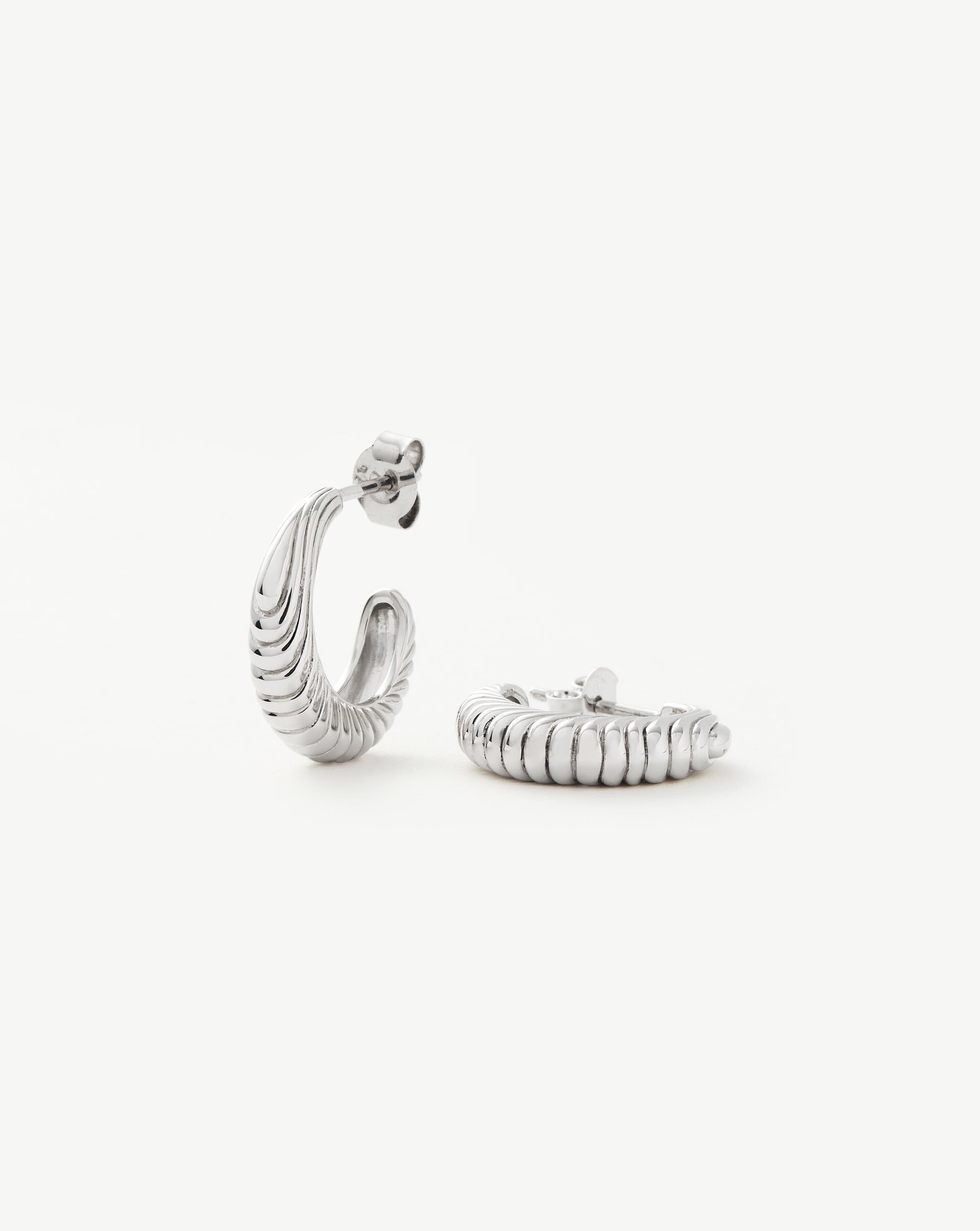 Twisted Ridge Small Hoop Earrings in Rhodium Silver | Wavy Ridge