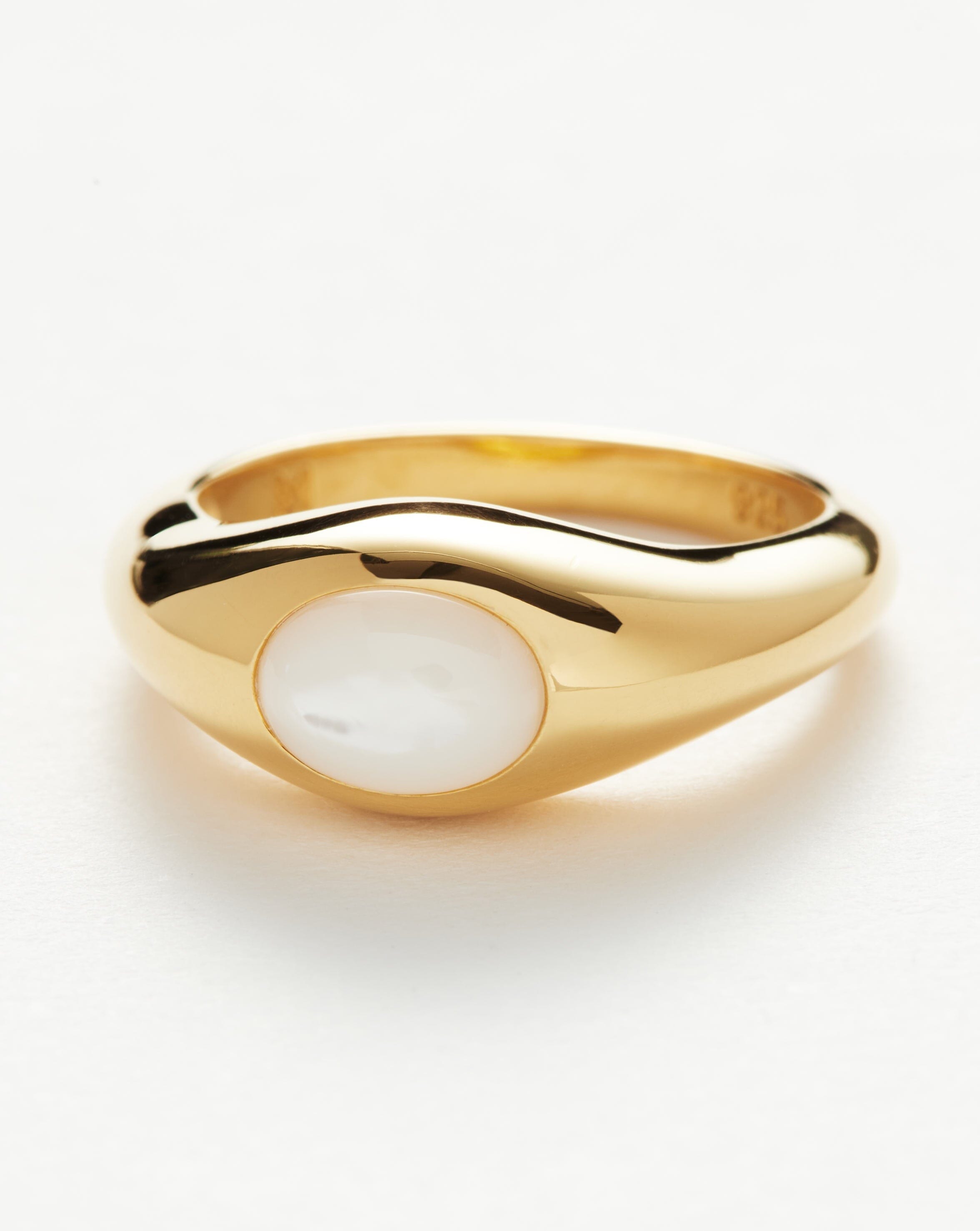 Mother of Pearl Stacking Ring | 18k Gold Vermeil Handcrafted Jewelry | Savi