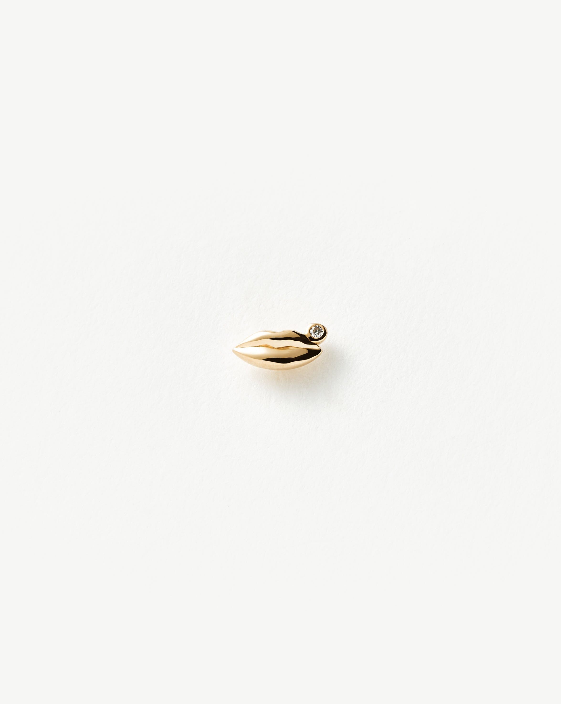 Champagne Diamond Stud Earrings in 14K Recycled Gold | Fine Diamond Lips