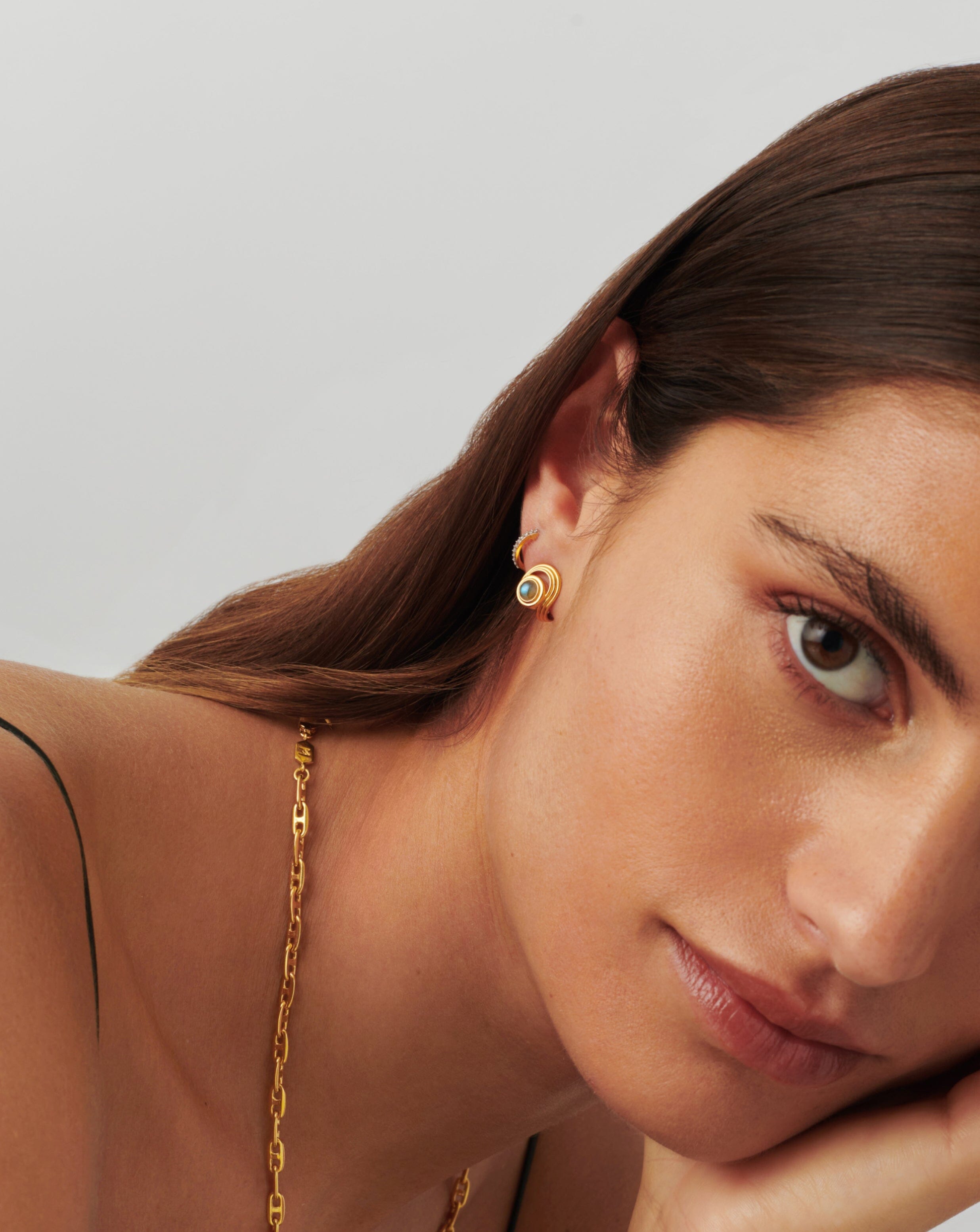 Labradorite Stud Earrings in 18k Gold Vermeil | Zenyu Link