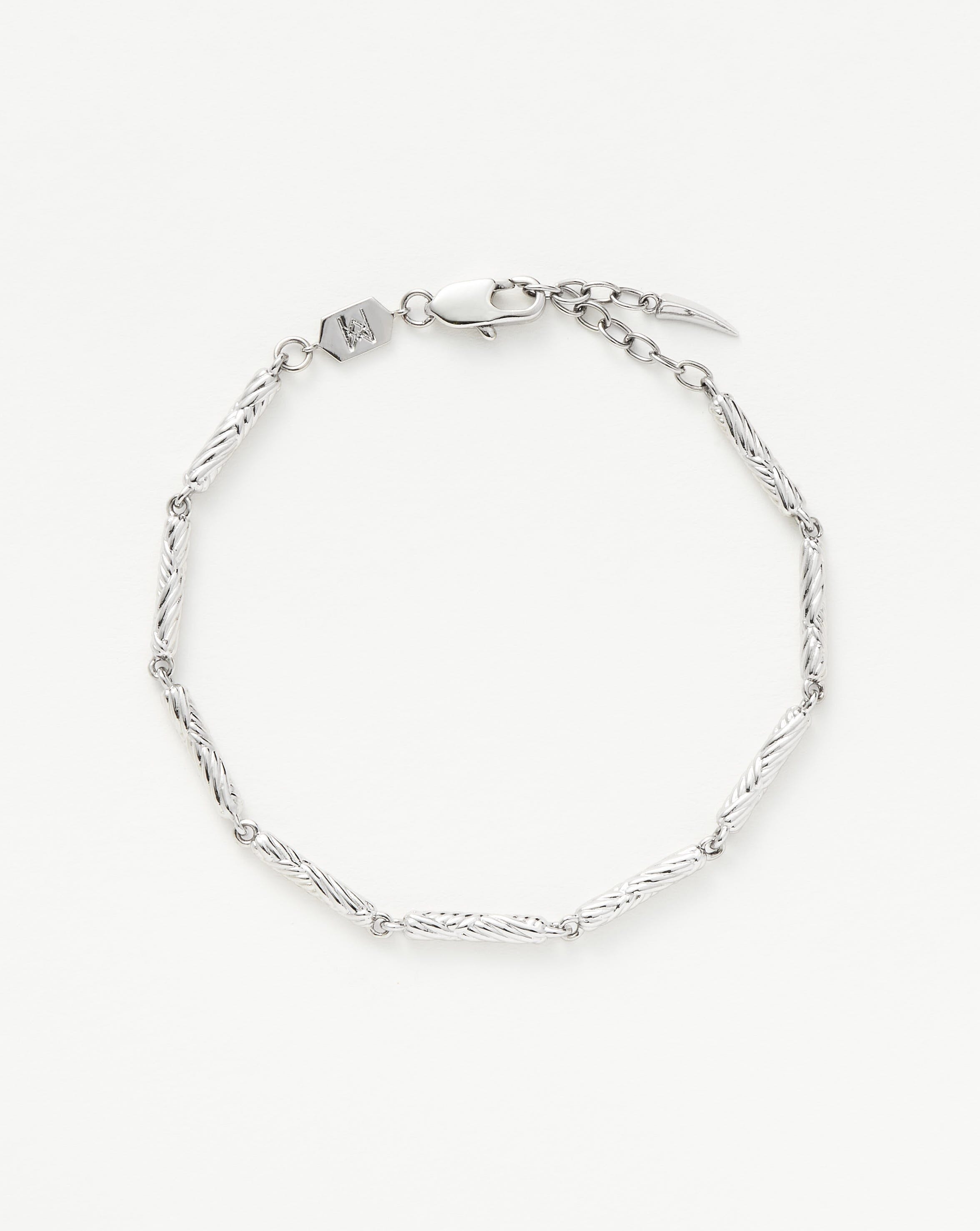 Twisted Chain Bracelet in 18k Gold Plating | Wavy Ridge