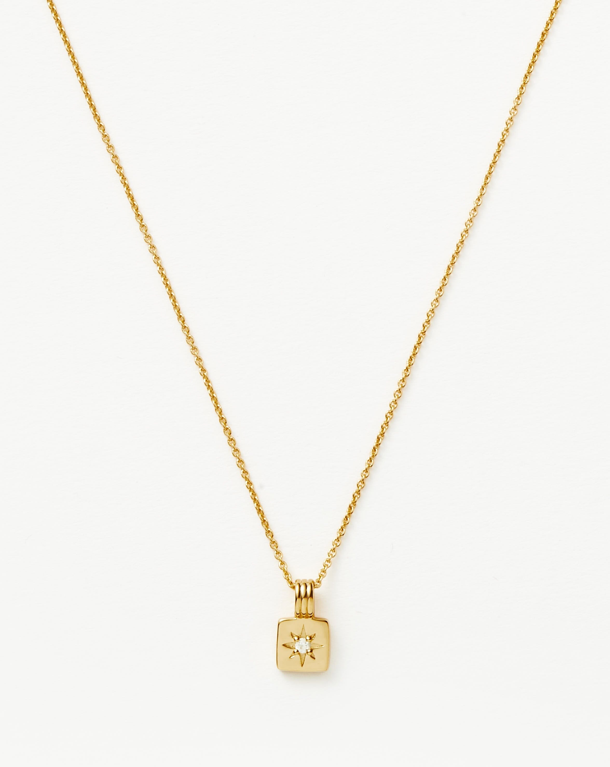 Personalized Star Pendant Necklace in 18k Gold Vermeil | Mini Star Ridge