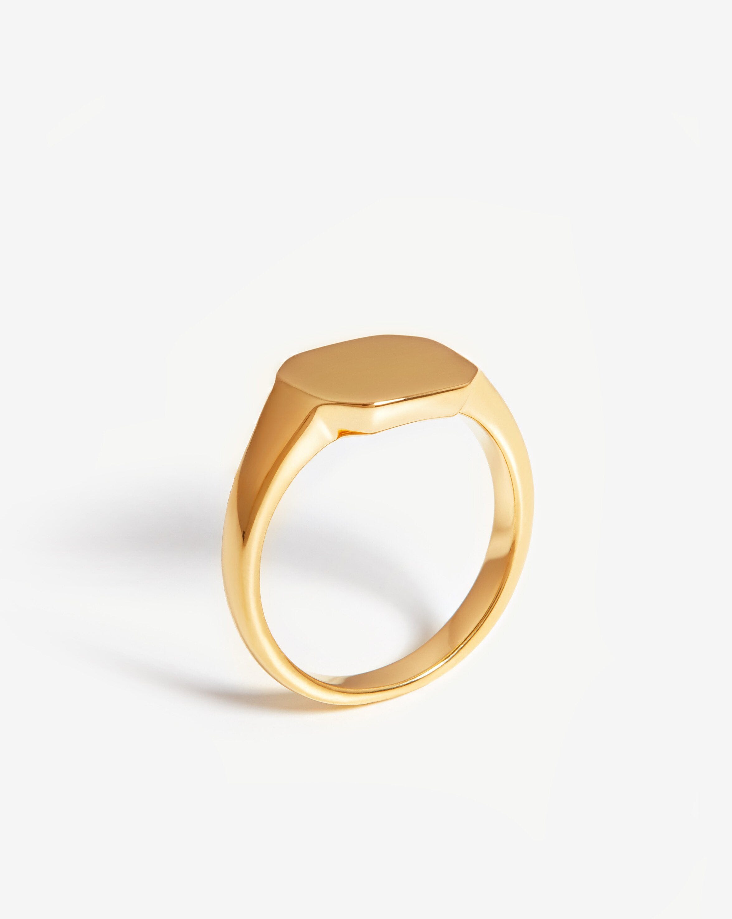 Engravable 18k Gold Signet Ring for Stacking | Oka Jewelry