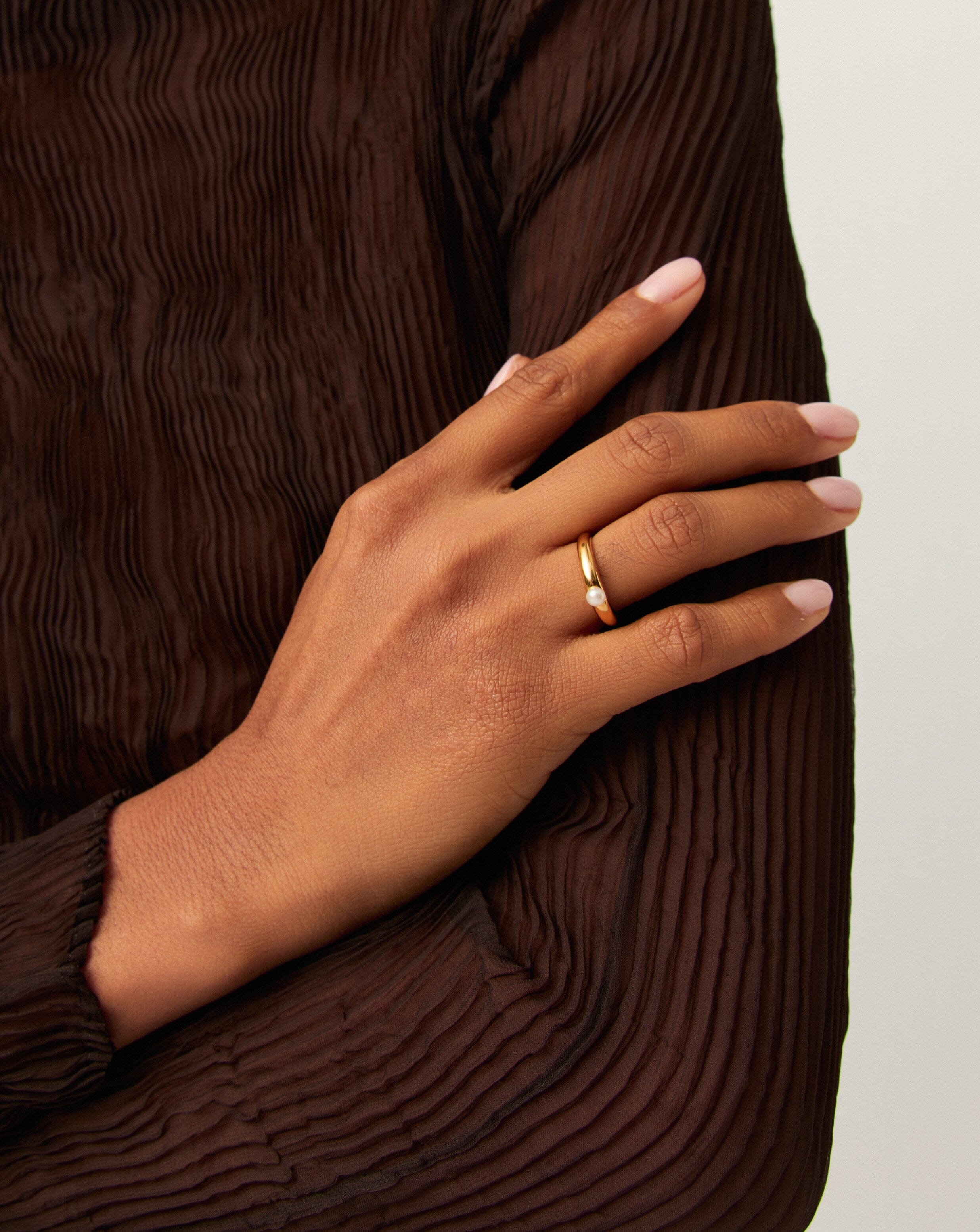 Pearl Stacking Ring in 18k Gold Vermeil | Button Pearl Design