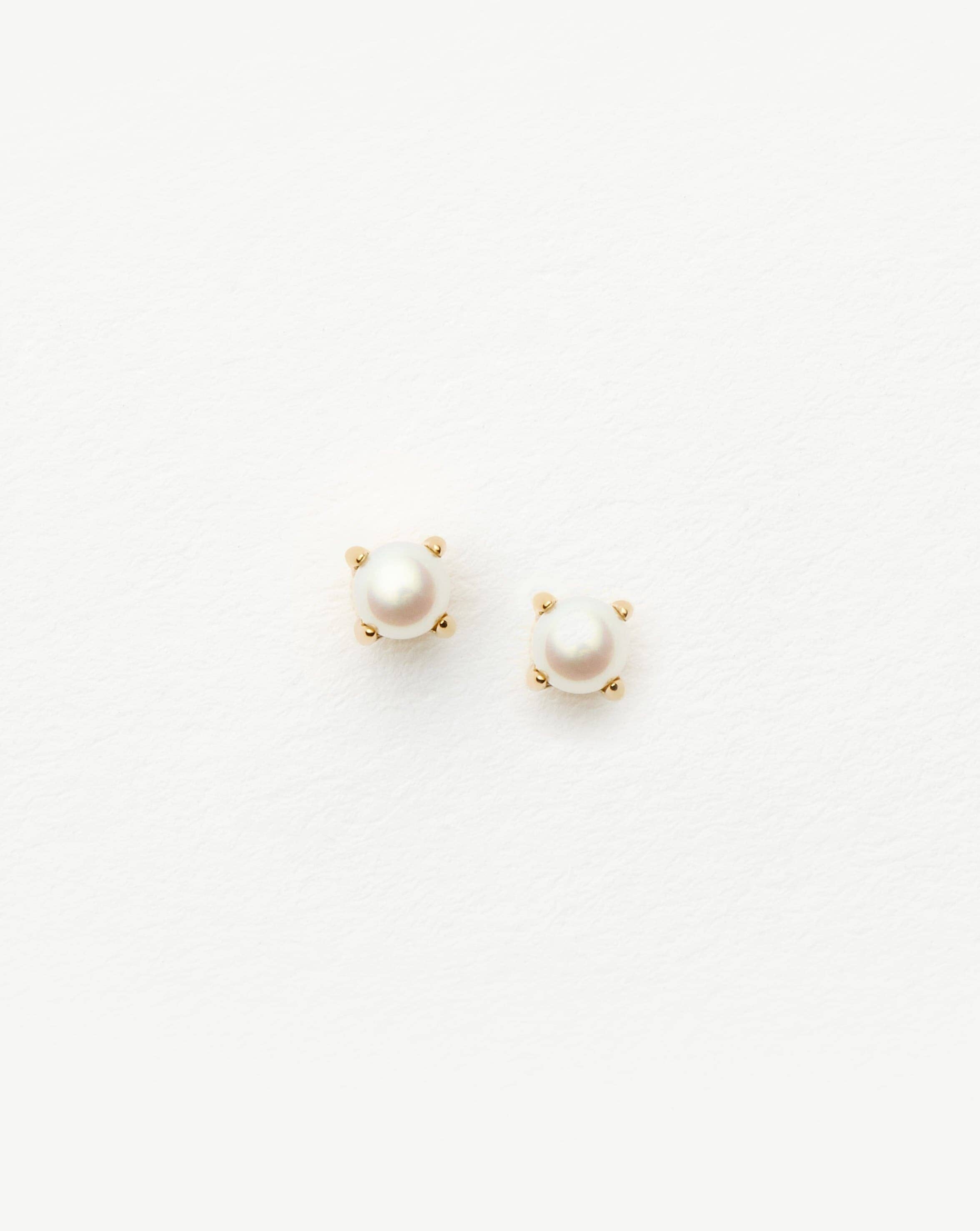 14k Gold Pearl Stud Earrings | Recycled Gold & Cultured Pearls