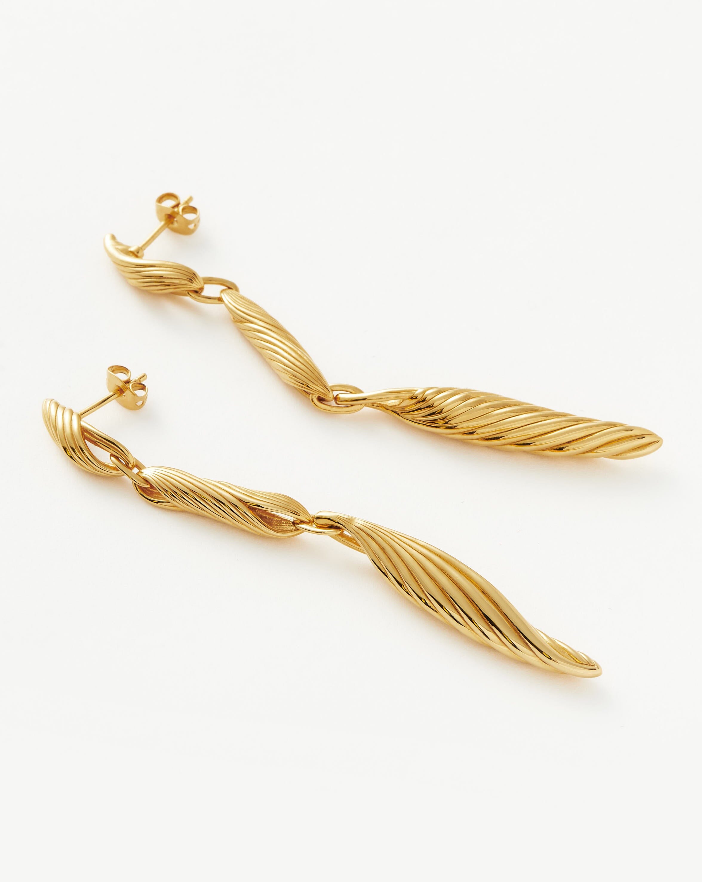 Wavy Ridge Triple Drop Earrings in 18k Gold | Ocean-Inspired Design