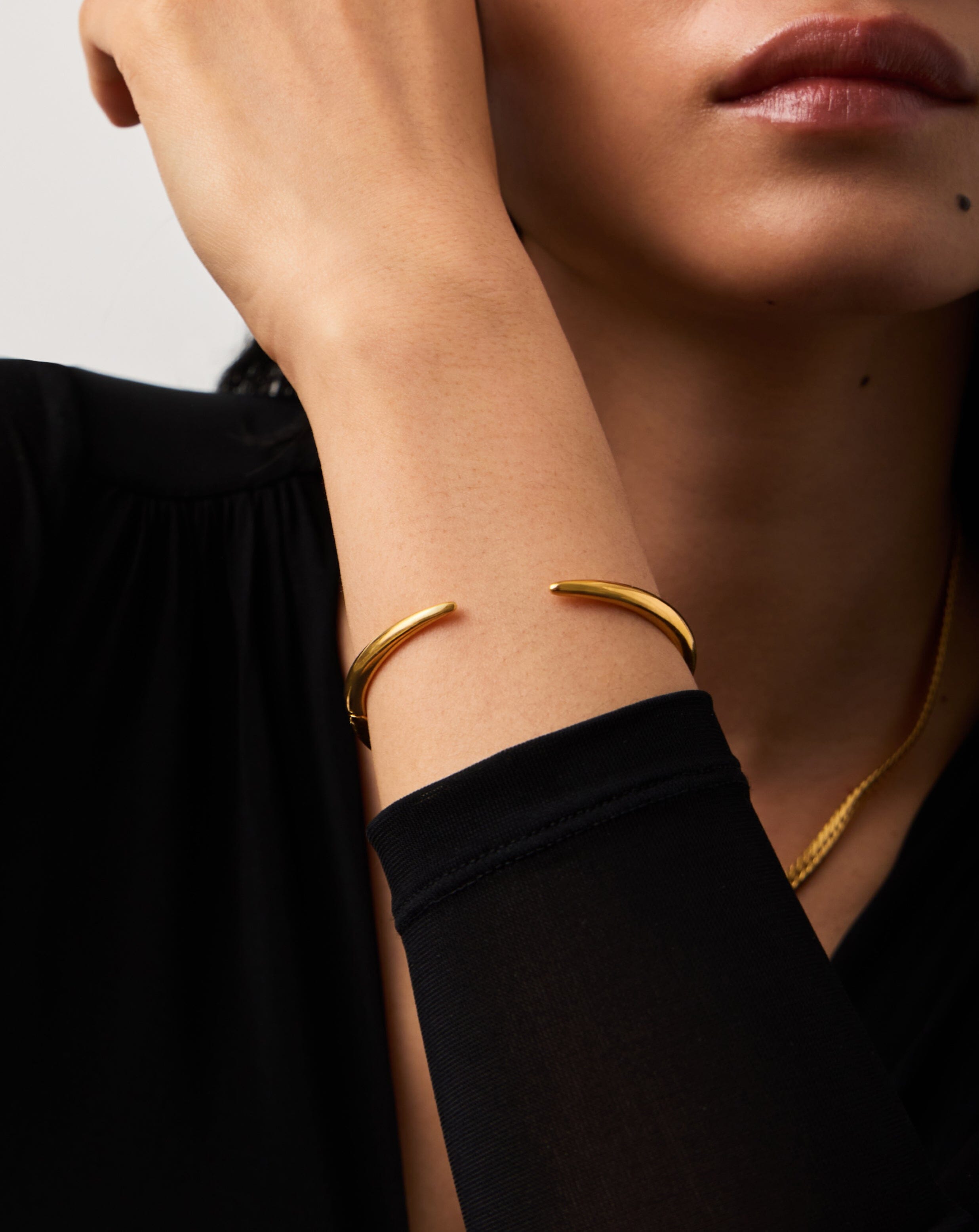 18k Gold Plated Claw Cuff Bracelet | Hinged Fastening for Stacking