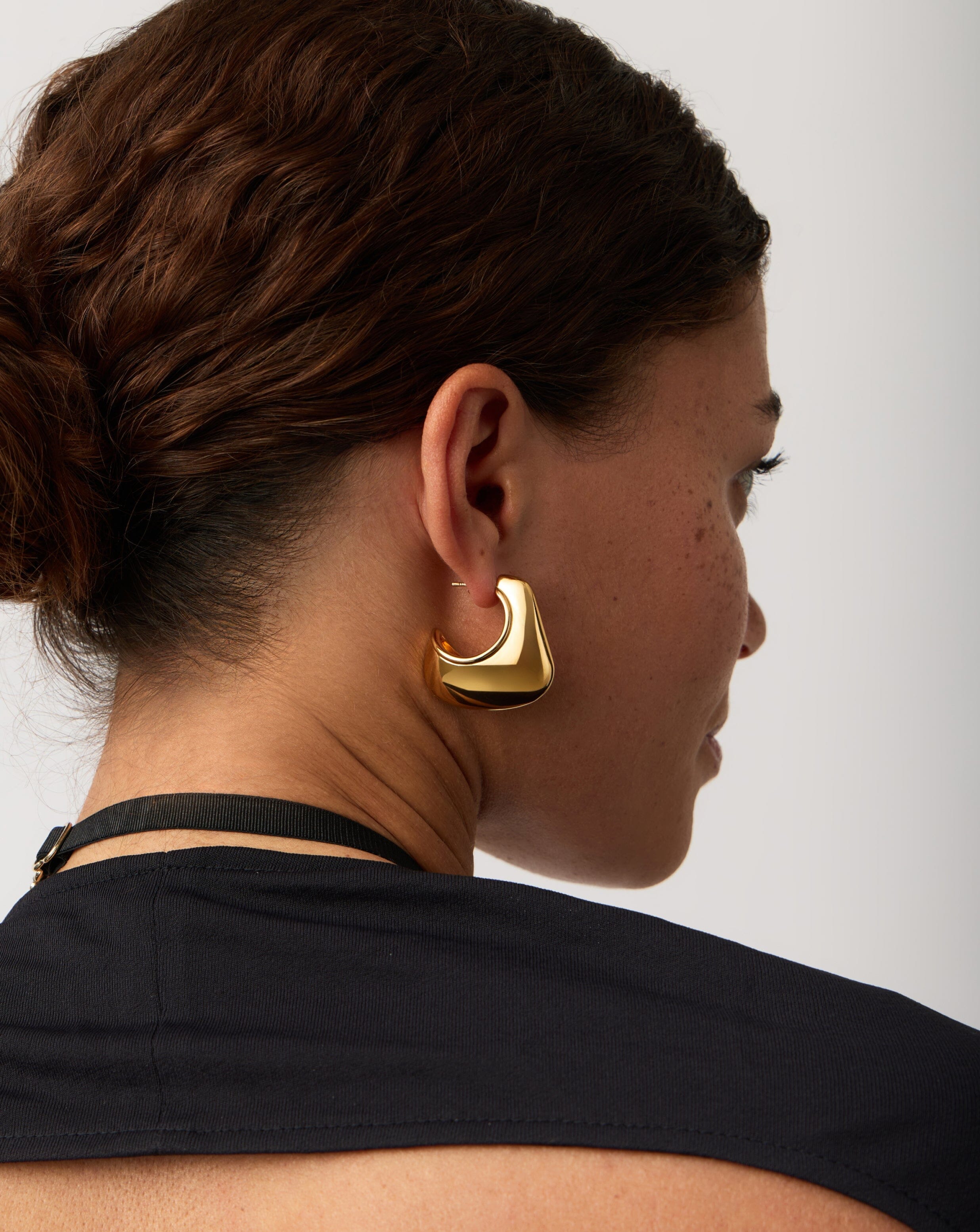 Large Dome Hoop Earrings in 18k Gold Plated Brass | Hera Dome